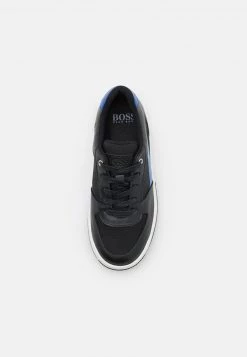 BOSS Kidswear TRAINERS Baskets Basses Black Enfant -BOSS Soldes Magasin 06514b8ff7e74a9f9fe881a2a4ccb617