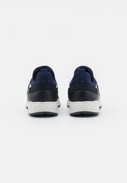 BOSS Kidswear Enfant TRAINERS Baskets Basses Navy -BOSS Soldes Magasin 0d1b8e0b01264a67a297a56ff355dd1d