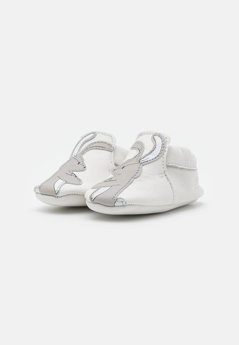 BOSS Kidswear NEW BORN UNISEX Chaussons Pour Bébé White 4 BOSS Kidswear NEW BORN UNISEX Chaussons Pour Bébé White – Image 2