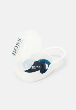 BOSS Kidswear PACIFIER+CLIP+BOX BABY SET Attache Tétine Navy Enfant -BOSS Soldes Magasin 12f92f0e9cfc4af1b9268e61878877f3