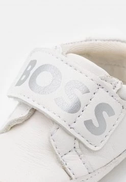 BOSS Kidswear SLIPPERS Chaussons Pour Bébé White Enfant -BOSS Soldes Magasin 1638de3b1382476a807a23393fe8b723