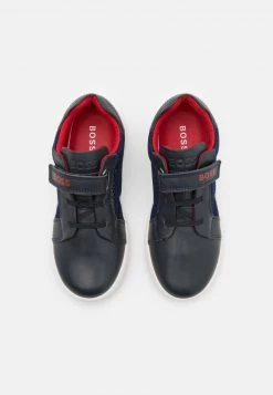 BOSS Kidswear Enfant TRAINERS Baskets Basses Bleu Cargo 11 BOSS Kidswear Enfant TRAINERS Baskets Basses Bleu Cargo -BOSS Soldes Magasin 1c93f9d4fdb94e35ab9090b28c73d5d1