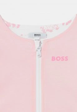 BOSS Kidswear REVERSIBLE Gilet Pinkpale Enfant 9 BOSS Kidswear REVERSIBLE Gilet Pinkpale Enfant -BOSS Soldes Magasin 20b6e628d9114707a204f9516164ac4f
