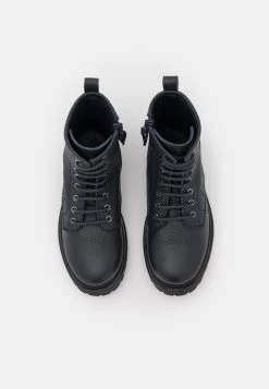 BOSS Kidswear Enfant Bottines à Lacets Navy 11 BOSS Kidswear Enfant Bottines à Lacets Navy -BOSS Soldes Magasin 2634780a67674408a2dea8426cf271c3