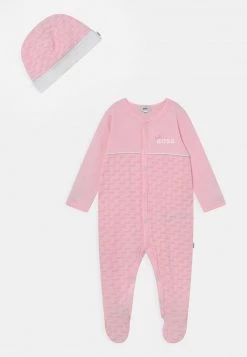 BOSS Kidswear PULL ON HAT SET UNISEX Grenouillère Pink Pale