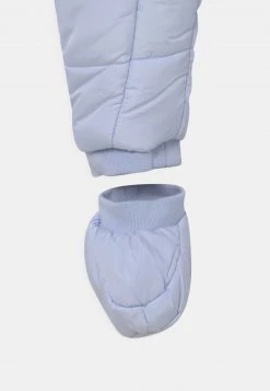 BOSS Kidswear ALL IN ONE Combinaison De Ski Pale Blue Enfant 12 BOSS Kidswear ALL IN ONE Combinaison De Ski Pale Blue Enfant -BOSS Soldes Magasin 2e6883610b6f4363afd51b6a8d0c80c0