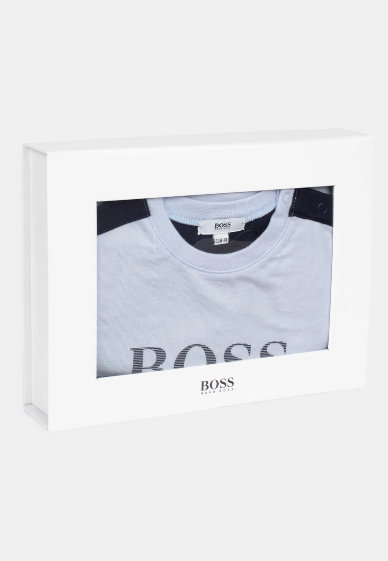 BOSS Kidswear SET Pantalon Classique Pale Blue Enfant 8 BOSS Kidswear SET Pantalon Classique Pale Blue Enfant – Image 6