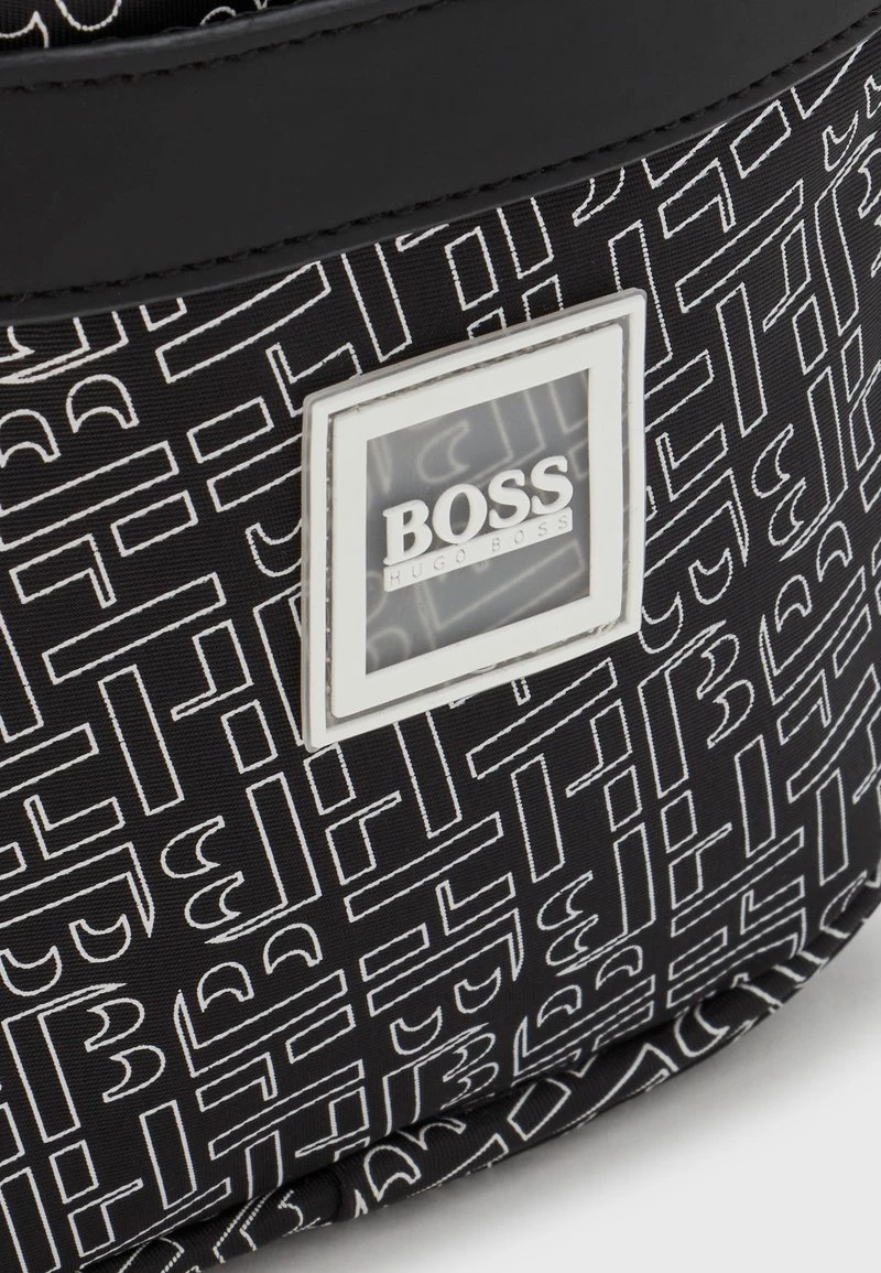 BOSS Kidswear UNISEX Sac Bandoulière Black 6 BOSS Kidswear UNISEX Sac Bandoulière Black – Image 4