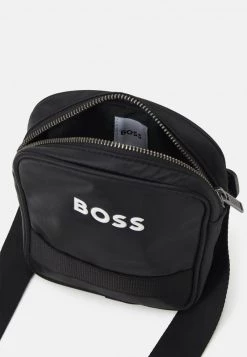 BOSS Kidswear BUM BAG UNISEX Sac Bandoulière Black 8 BOSS Kidswear BUM BAG UNISEX Sac Bandoulière Black -BOSS Soldes Magasin 444bec57c0164c7c9b7d5032ac854cf0