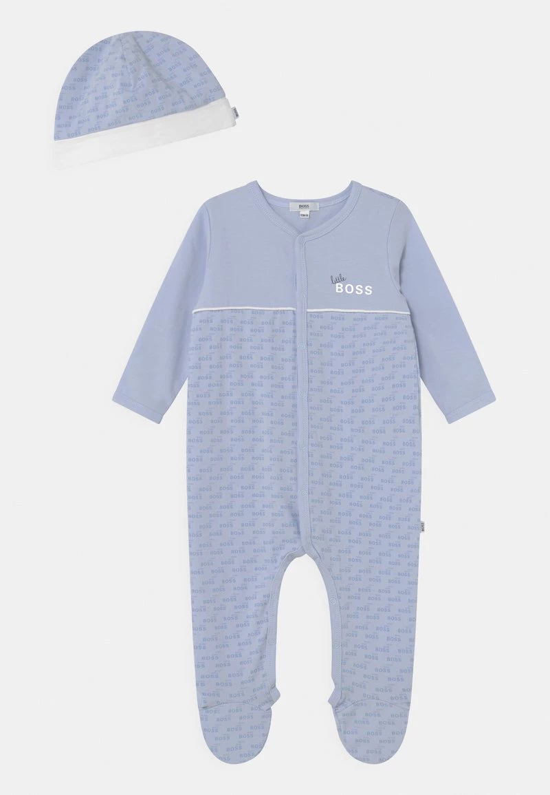 BOSS Kidswear PULL ON HAT SET UNISEX Grenouillère Pale Blue 3 BOSS Kidswear PULL ON HAT SET UNISEX Grenouillère Pale Blue
