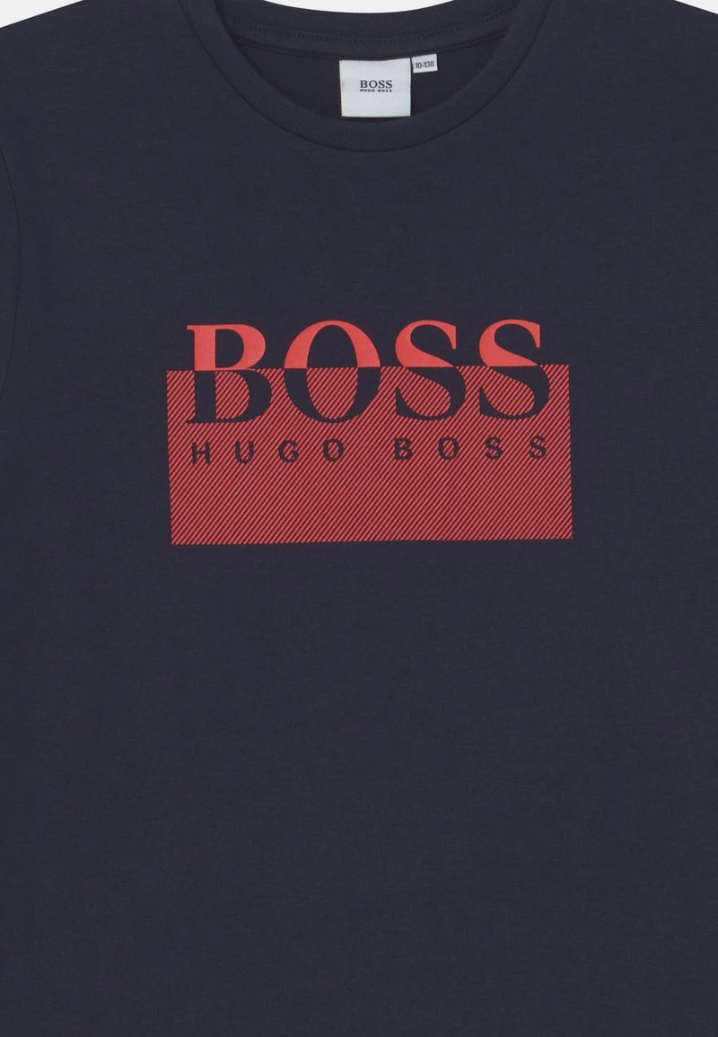 BOSS Kidswear LONG SLEEVE T Shirt à Manches Longues Navy Enfant 5 BOSS Kidswear LONG SLEEVE T Shirt à Manches Longues Navy Enfant – Image 3