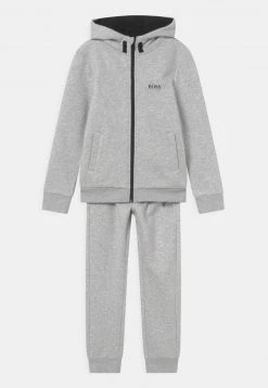BOSS Kidswear SET Survêtement Chine Grey Enfant
