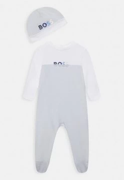 BOSS Kidswear PYJAMAS PULL ON HAT SET Pyjama Pale Blue Enfant