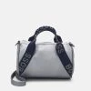 BOSS Kidswear SHOULDER BAG UNISEX Sac Bandoulière Light Grey -BOSS Soldes Magasin 754b124d34c34444a76c35f8e6b24fc2
