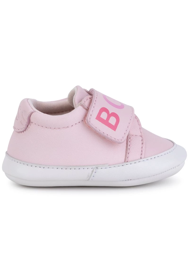 BOSS Kidswear Enfant Chaussons Pour Bébé Pink 7 BOSS Kidswear Enfant Chaussons Pour Bébé Pink – Image 5