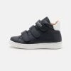BOSS Kidswear Enfant TRAINERS Baskets Montantes Navy -BOSS Soldes Magasin 7ee5a91af0324a1ebeb70f8f2efd757e