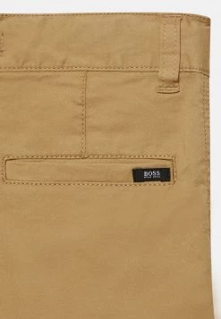 BOSS Kidswear TROUSERS Chino Terre Enfant -BOSS Soldes Magasin 7f26f6687c954d0fb106d01b77ef8f52