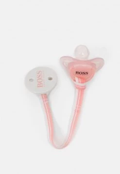 BOSS Kidswear PACIFIER+CLIP+BOX BABY SET Attache Tétine Pinkpale Enfant -BOSS Soldes Magasin 891398d1e34e4274a16091b084c8be61