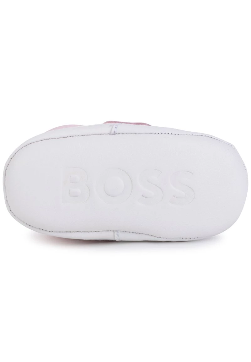 BOSS Kidswear Enfant Chaussons Pour Bébé Pink 5 BOSS Kidswear Enfant Chaussons Pour Bébé Pink – Image 3
