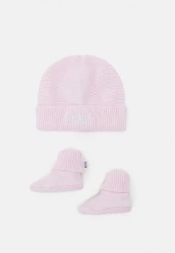 BOSS Kidswear PULL ON HAT SLIPPERS BOX SET UNISEX Bonnet Pinkpale