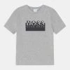 BOSS Kidswear SHORT SLEEVES TEE T Shirt Imprimé Grey Enfant -BOSS Soldes Magasin 99a1f4e04a274c919a795ebe84780f5b