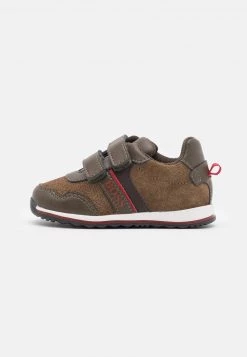 BOSS Kidswear Enfant TRAINERS Baskets Basses Khaki