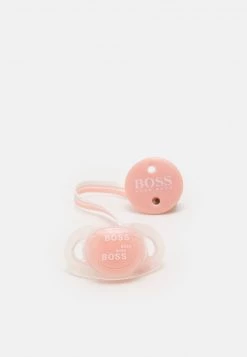 BOSS Kidswear BOTTLE SET UNISEX Service De Table Pour Enfants Pinkpale -BOSS Soldes Magasin b386f7081a504a36ad7716097253b026