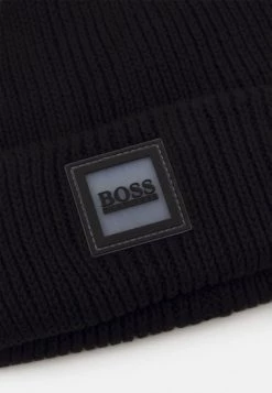 BOSS Kidswear PULL ON UNISEX Bonnet Black 7 BOSS Kidswear PULL ON UNISEX Bonnet Black -BOSS Soldes Magasin bf9ff8c636174388bd1a65b43e8c9068