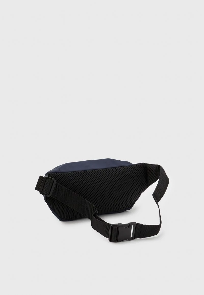 BOSS Kidswear BUM BAG UNISEX Sac Banane Navy 4 BOSS Kidswear BUM BAG UNISEX Sac Banane Navy – Image 2