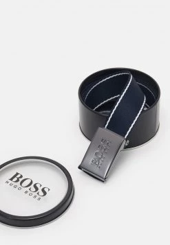 BOSS Kidswear BELT UNISEX Ceinture Navy -BOSS Soldes Magasin cb954e014d084dc1a7c6c758b3b33d36
