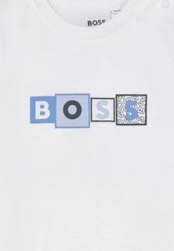 BOSS Kidswear Enfant TROUSERS SET Survêtement Pale Blue/navy 8 BOSS Kidswear Enfant TROUSERS SET Survêtement Pale Blue/navy -BOSS Soldes Magasin d2018923a72c4db9bf0da40df0ec7588