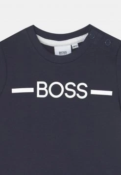 BOSS Kidswear Enfant SHORTSLEEVES TEE T Shirt Imprimé Navy 7 BOSS Kidswear Enfant SHORTSLEEVES TEE T Shirt Imprimé Navy -BOSS Soldes Magasin e75c71711ee046a096422fac0af2fd50