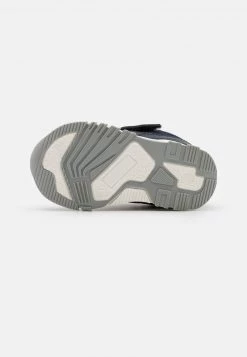 BOSS Kidswear TRAINERS Baskets Basses Navy Enfant -BOSS Soldes Magasin edb3daa14f7144d98c176e11384321dc