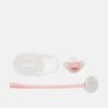 BOSS Kidswear PACIFIER+CLIP+BOX BABY SET Attache Tétine Pinkpale Enfant -BOSS Soldes Magasin f3f1b328ebb641c0ae25c8f1b35d11b3