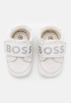 BOSS Kidswear SLIPPERS Chaussons Pour Bébé White Enfant -BOSS Soldes Magasin f49549da388b4e598a7231afa5eca1cc