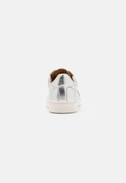 BOSS Kidswear TRAINERS Baskets Basses Light Grey Enfant -BOSS Soldes Magasin fa2024752ac449919117cf845ca2a2fa